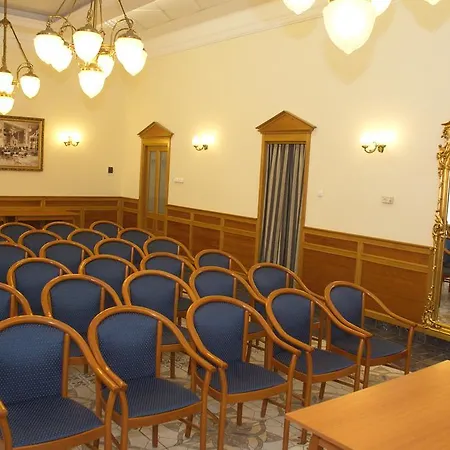 Pannonia Szálloda 3*