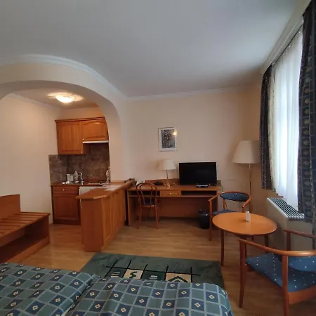 Pannonia 3*
