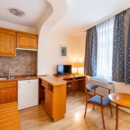 Pannonia 3*