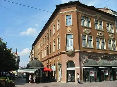 Pannonia Szálloda