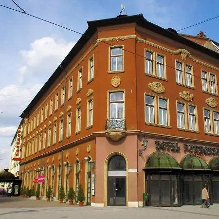 Pannonia Szálloda 3*
